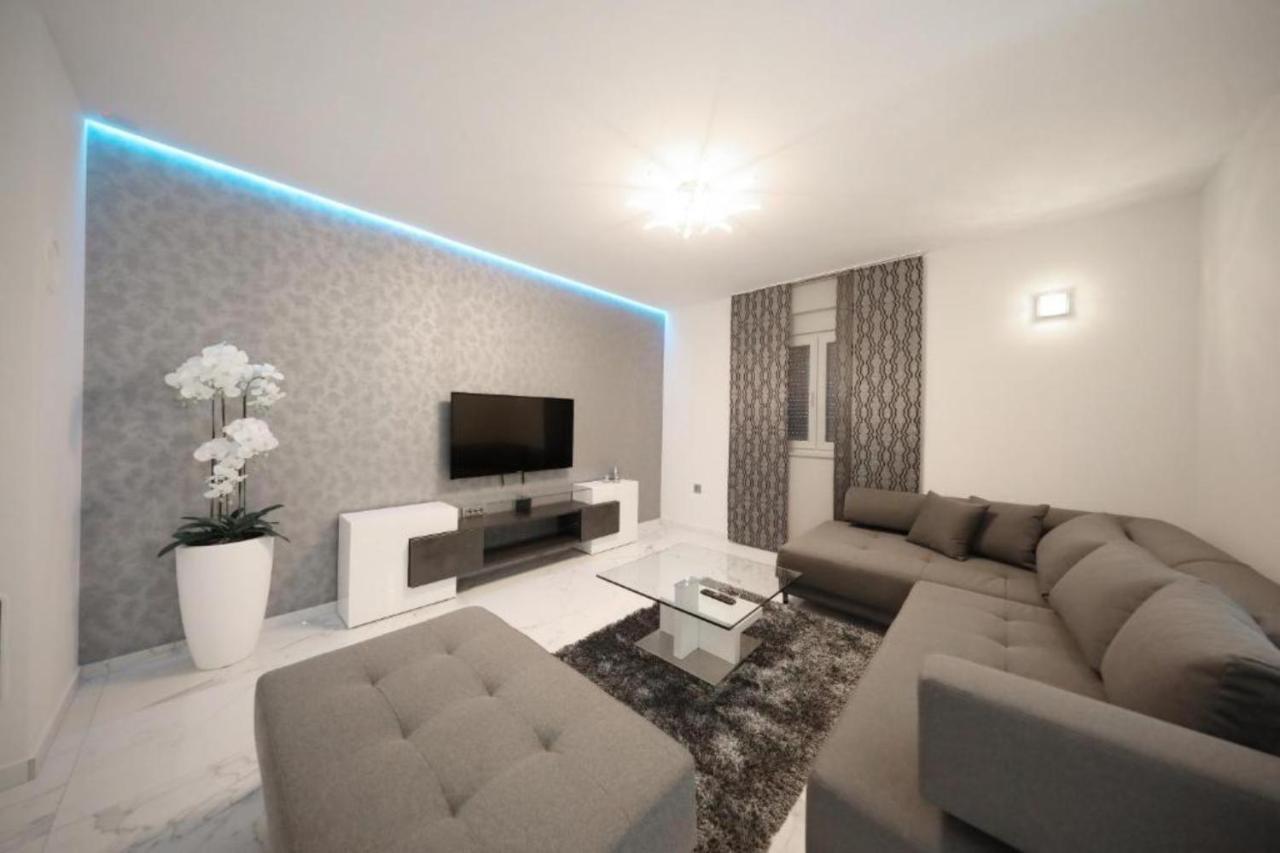 Luxury Majpruz Suites I زادار المظهر الخارجي الصورة