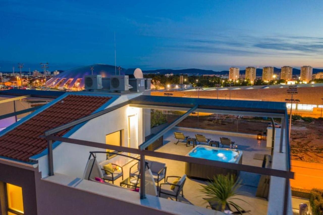Luxury Majpruz Suites I زادار المظهر الخارجي الصورة